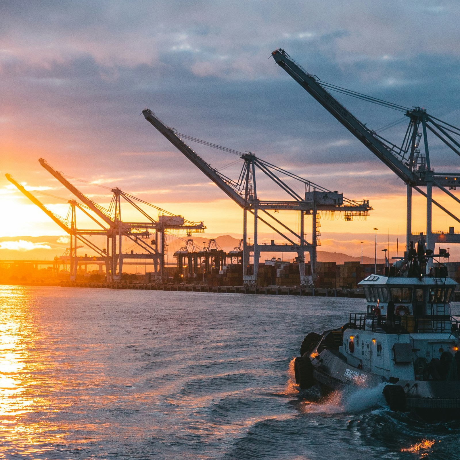 Industrial harbour operations